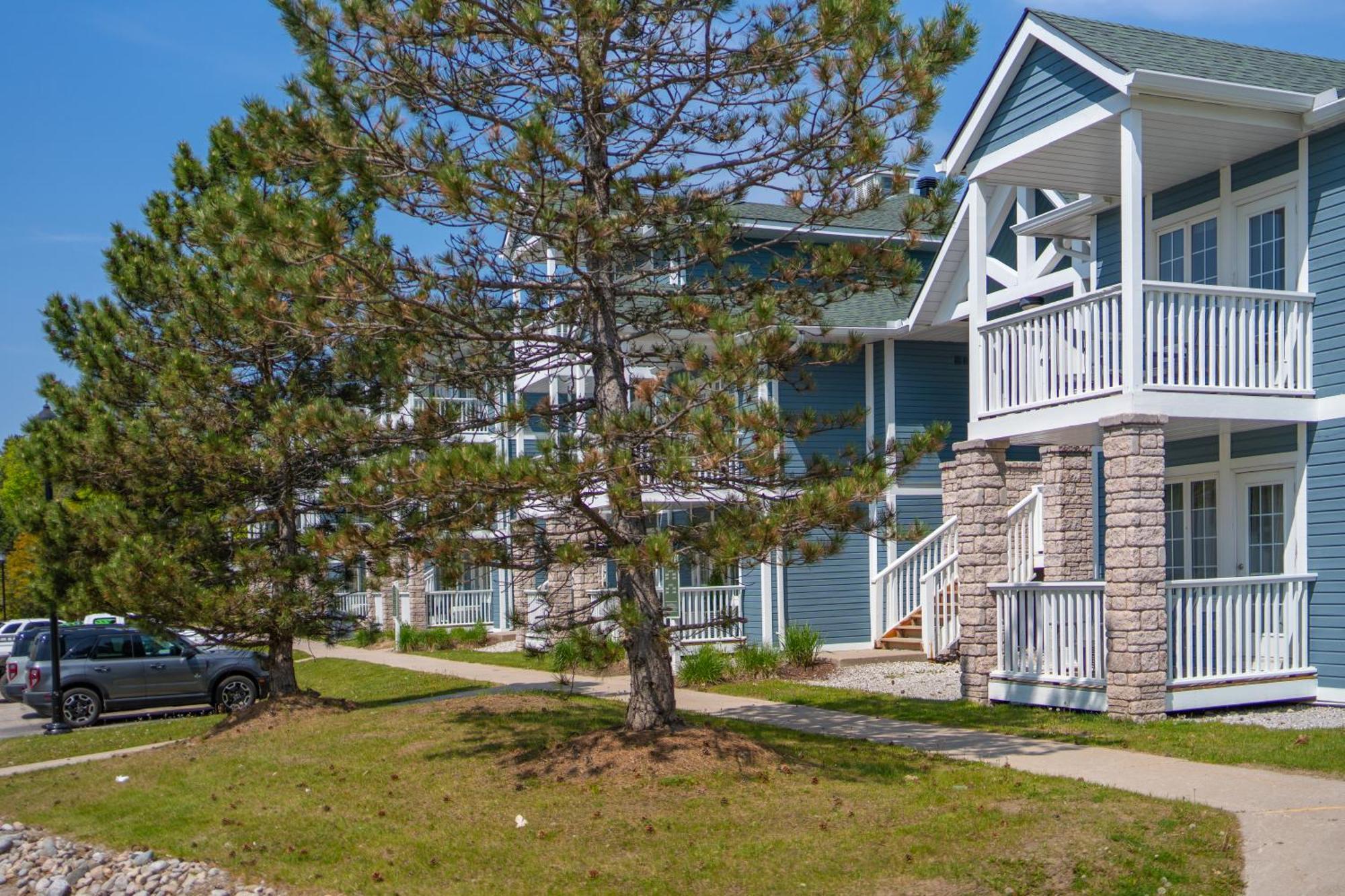 Horseshoe Valley Suites - The Maple Shanty Bay Экстерьер фото
